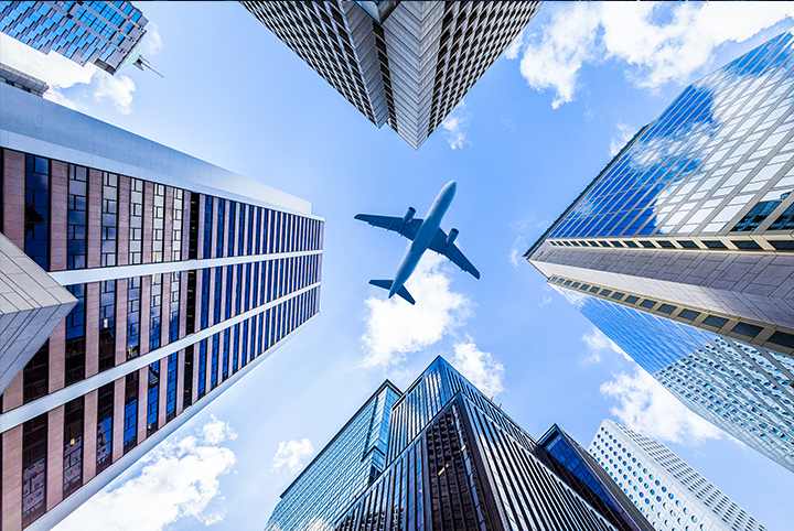 A股第一家人力资源公司万象城AWC国际发布2025年半年报，报告期内营收与归属于上市公司股东的净利润实现双数位增长